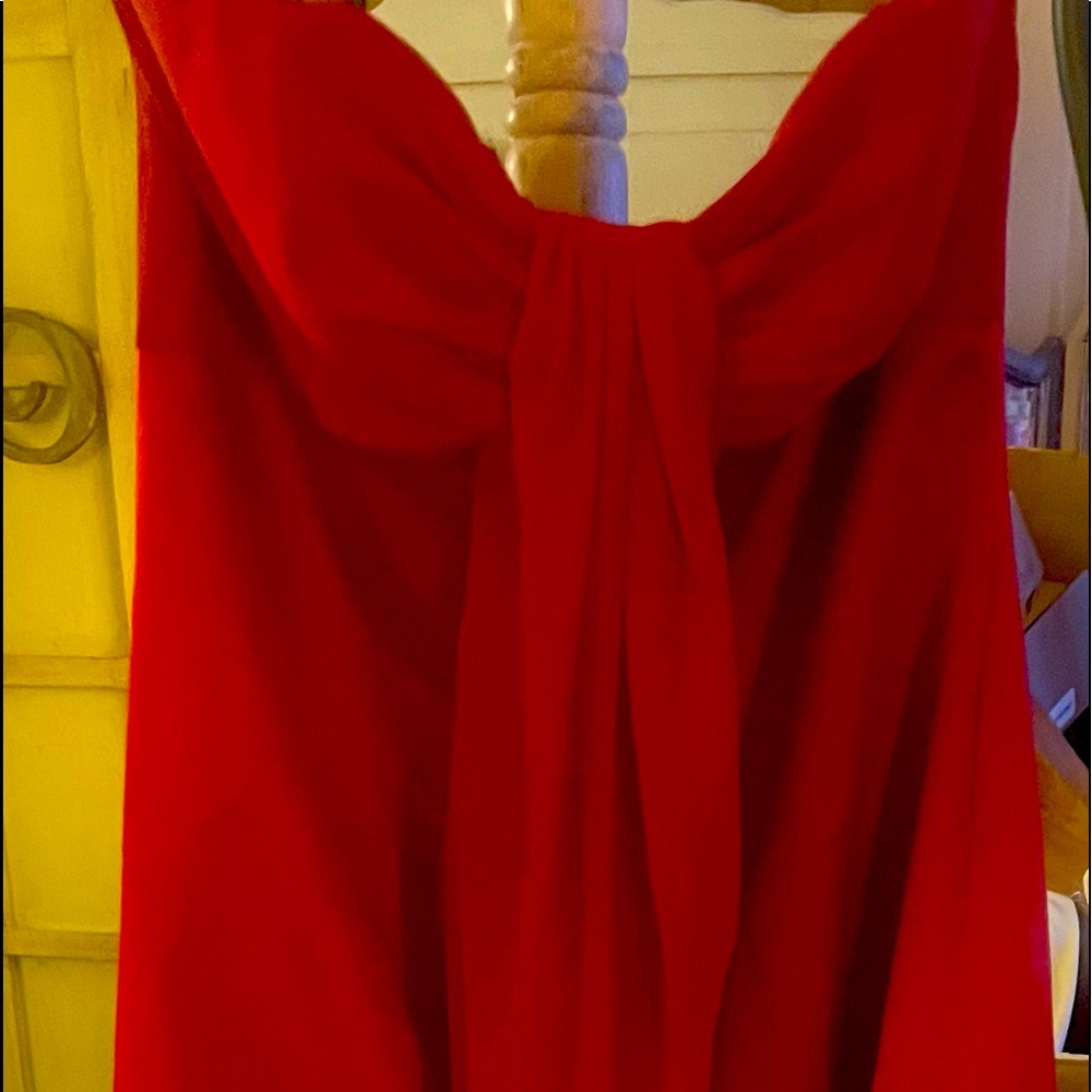 David’s Bridal Chiffon Burgandy Strapless Dress. Size 12 style f13274